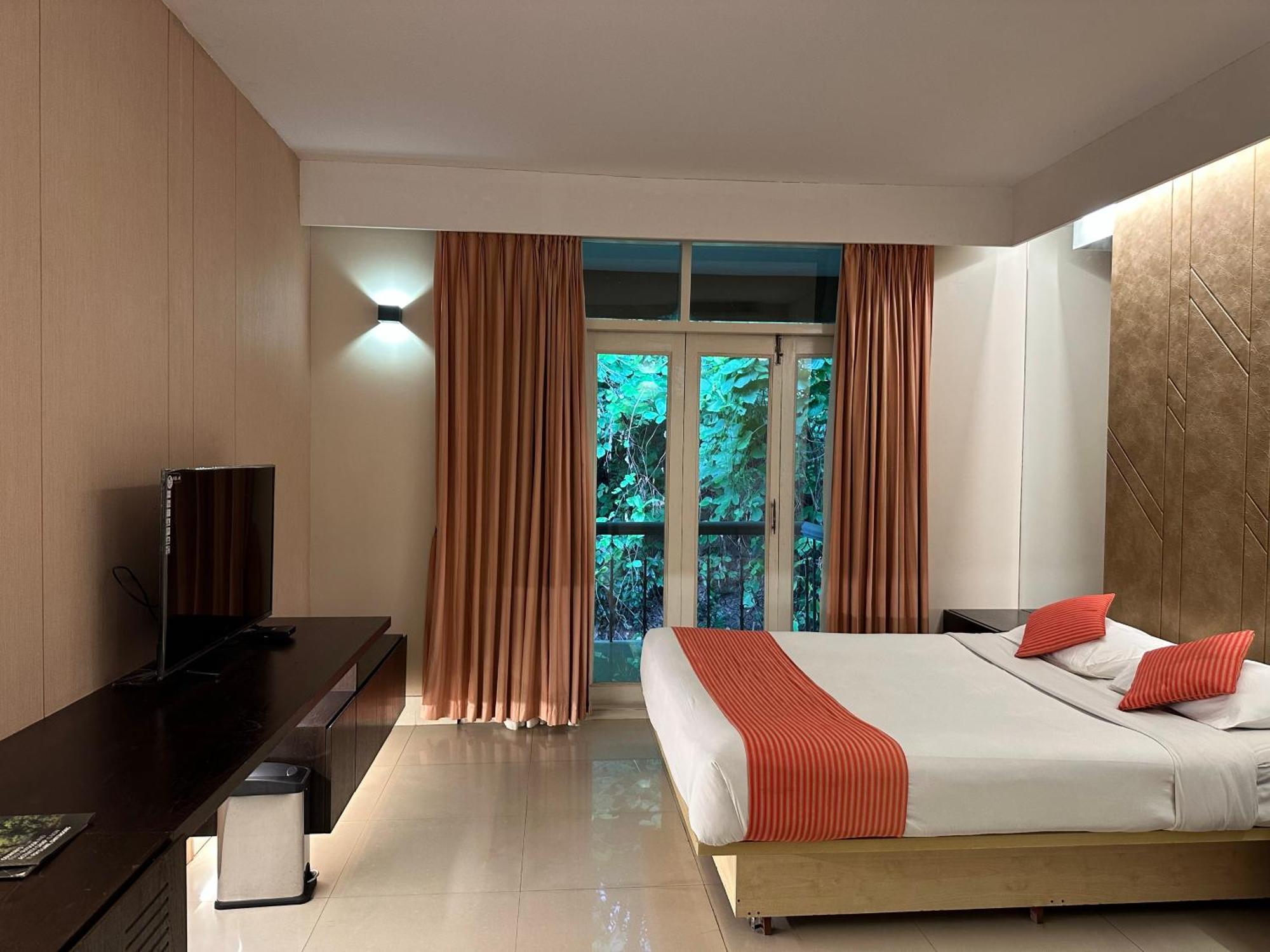 Foy'S Lake Resort Chittagong Bagian luar foto